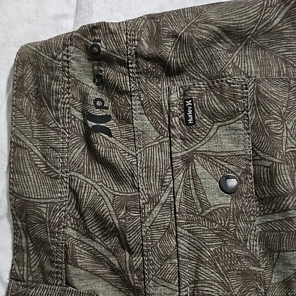 Hurley phantom shorts ,34, green tan - Picture 4 of 6